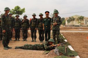 Chào mừng 65 năm Ngày truyền thống Binh chủng Hóa học (19/4/1958- 19/4/2023):Người anh của chiến sĩ mới