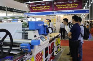 Ngành dệt may tìm cách vượt khó