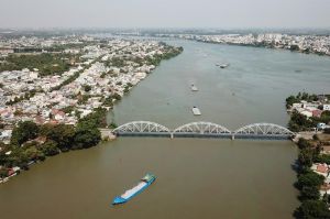 3.	Proposing policies to attract service industries for sustainable development in the Dong Nai and Saigon river basins