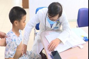 Gia tăng số người nhập viện do nắng nóng