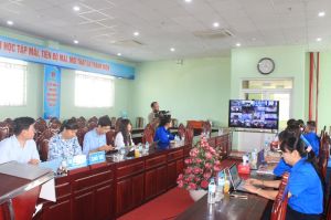 Đề xuất nhiều giải pháp đẩy mạnh phát triển đảng trong học sinh