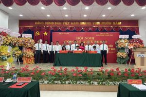 Hoàn thành chuyển giao tổ chức Đảng