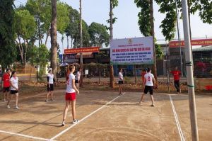 Sôi nổi các hoạt động dành cho công nhân dịp lễ 30-4 và 1-5