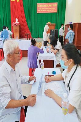 Thực hiện Bộ tiêu chí quốc gia về y tế xã