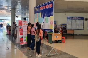 Enterprises recruited more than 14,000 workers in the first 4 months of the year.