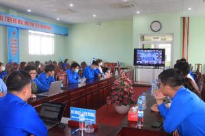Thanh niên công nhân tiên phong chuyển đổi số