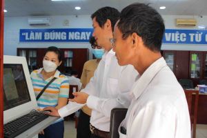 Đẩy mạnh cải cách hành chính để không bị bỏ lại phía sau