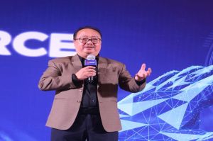 Promoting local e-commerce development