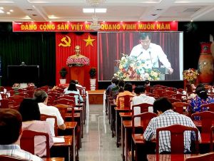 Hội nghị báo cáo viên trực tuyến trung ương tháng 6