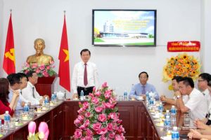 Nhiệm vụ của báo chí là phục vụ nhân dân, phục vụ cách mạng