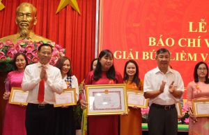 Tăng cường chỉ đạo, quản lý báo chí