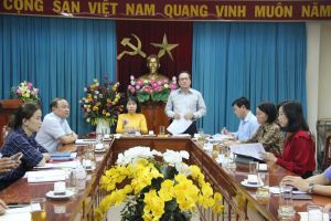 Thẩm tra các dự thảo nghị quyết thuộc lĩnh vực pháp chế