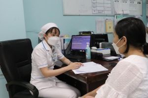 Hành trình chinh phục ước mơ làm nữ hộ sinh