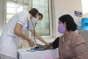 Sử dụng căn cước công dân gắn chíp để khám chữa bệnh BHYT trong toàn tỉnh