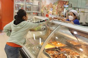 The service industry’s revenue increases by 15,7%