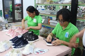 Ngành giày dép gặp khó