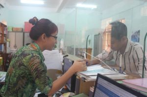 Thi đua thực hiện văn hóa công sở