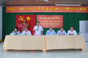 Cử tri lo lắng trước tình trạng thiếu vaccine trong chương trình tiêm chủng mở rộng