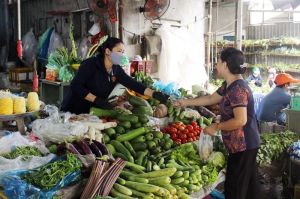 Cần thêm giải pháp để nâng cao sức cạnh tranh cho chợ truyền thống