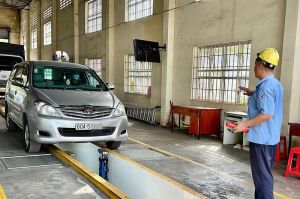 Cho phép tự động giãn chu kỳ đăng kiểm xe ô tô chở người đến 9 chỗ