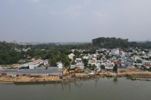 Đẩy mạnh phát triển kết cấu hạ tầng đồng bộ, hiện đại