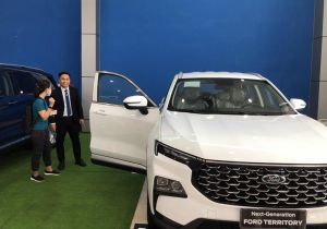Trình Chính phủ dự án nghị định giảm 50% lệ phí trước bạ cho ô tô trong nước