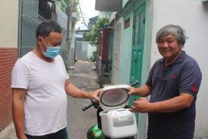 Thợ điện tử xưa và nay