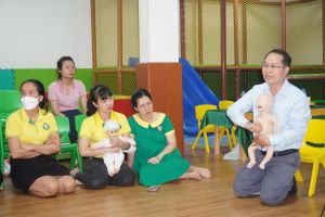 Tập huấn kỹ năng cấp cứu cơ bản cho giáo viên mầm non