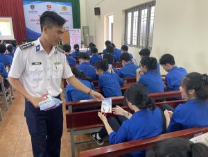 200 đoàn viên thanh niên được thông tin về vấn đề biên giới, hải đảo và phòng, chống tội phạm