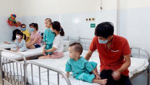 Chủ động điều trị bệnh tay chân miệng