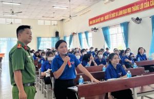 Nâng cao nhận thức, kỹ năng phòng, chống HIV/AIDS, ma túy, mại dâm cho thanh niên