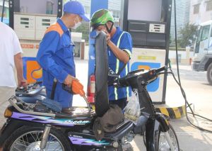 Giá nhiều loại xăng, dầu tăng