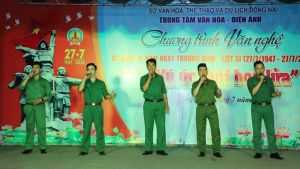 Hơn 100 khán giả thưởng tham gia chương trình Ký ức thời hoa lửa