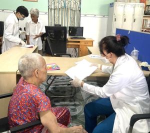 Tuổi thọ trung bình của người dân là 73,7 tuổi