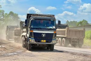 Kiểm soát xe tải, giảm bớt khói bụi