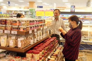 Hưởng ứng cuộc thi ảnh “Tôi tin dùng hàng Việt”