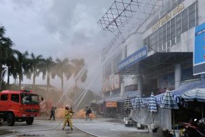 Tổ chức diễn tập chữa cháy tại chợ Biên Hòa