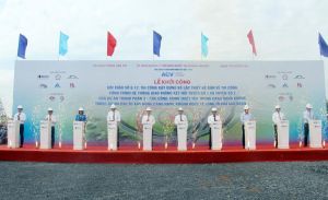Beginning the construction of 2 routes connecting Long Thanh International Airport