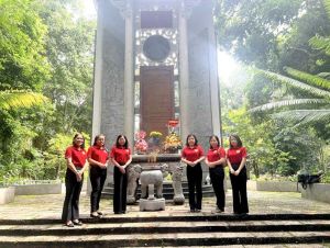 Chi bộ Ban Tuyên giáo Huyện ủy Vĩnh Cửu  tổ chức sinh hoạt chi bộ tại di tích Căn cứ Trung ương cục miền Nam