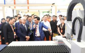 Khai mạc Hội chợ máy và nguyên liệu gỗ quốc tế 2023