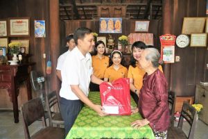 Sửa chữa và xây mới 124 căn nhà ở cho người có công với cách mạng