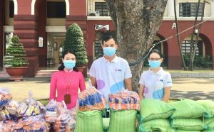 Nữ trí thức tích cực hoạt động vì cộng đồng