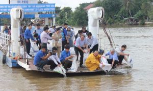 Nâng cao trách nhiệm cộng đồng trong bảo vệ nguồn lợi thủy sản