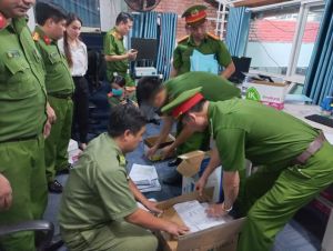Ngăn chặn tội phạm làm giả, mua bán, sử dụng giấy tờ giả