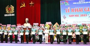 Phấn đấu hoàn thành xuất sắc nhiệm vụ năm học mới