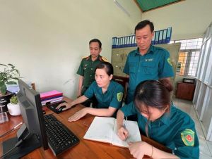 Nữ Phó Chỉ huy trưởng Ban CHQS xã Hưng Lộc, H.Thống Nhất là tấm gương mẫu mực trong công tác