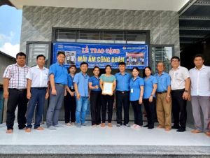 Tận tình chăm lo cho công nhân