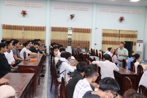 Sinh viên khoa Kỹ thuật giao lưu với Doanh nghiệp Nhật Bản