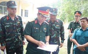 Đại tá Vũ Văn Điền kiểm tra công tác chuẩn bị diễn tập