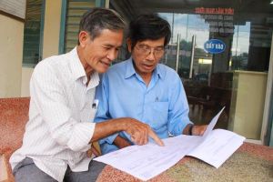 Nỗ lực phát huy tốt vai trò cầu nối giữa cấp ủy, chính quyền với đồng bào dân tộc thiểu số